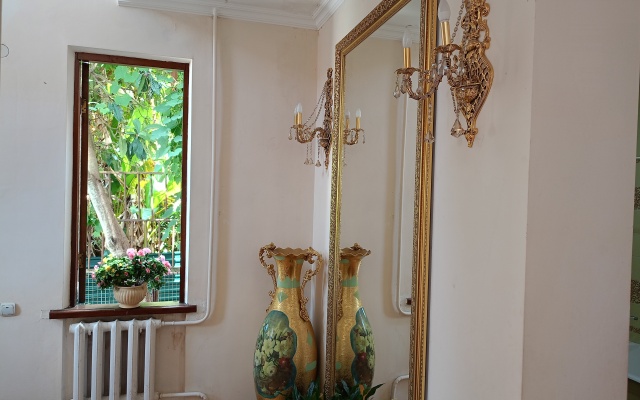 Aelo Guest House