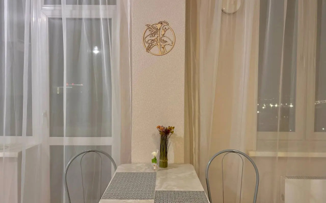 Квартира AppartDeLuxe Взлетная 7д