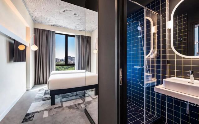 Ibis Tbilisi City Hotel - Brand New