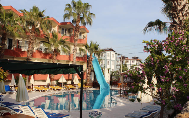 Semoris Hotel