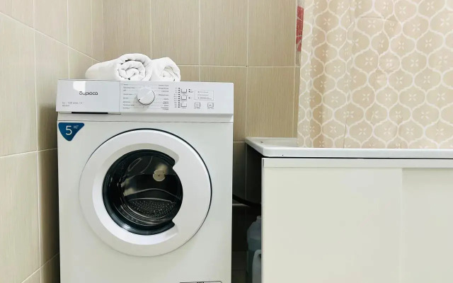 Na Dmitriya Martynova 43 Flat