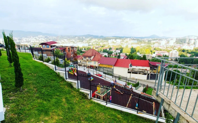 Siyanie Sochi S Shikarnym Vidom Apartaments