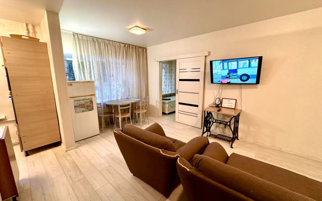 Dvukhkomnatnye Apartamenty V Tsentre Goroda Apartments