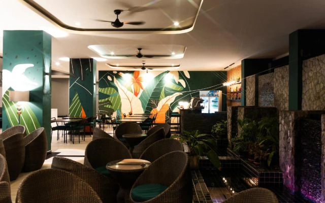 Отель Gu Hotel Patong