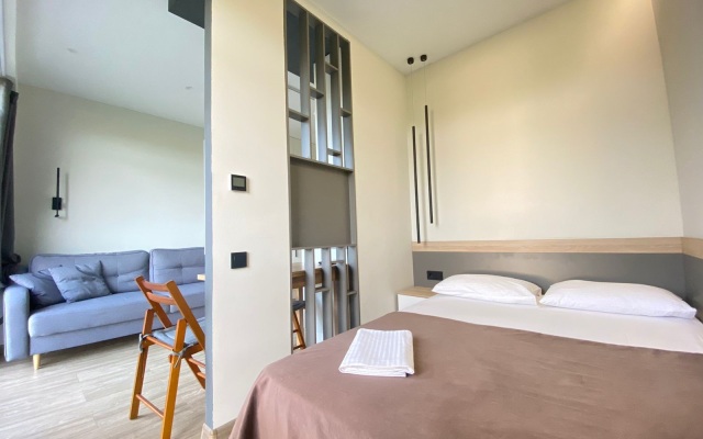 More Kvartir S Panoramnymi Pknami Vid Na Bambukovuyu Roshchu Flat