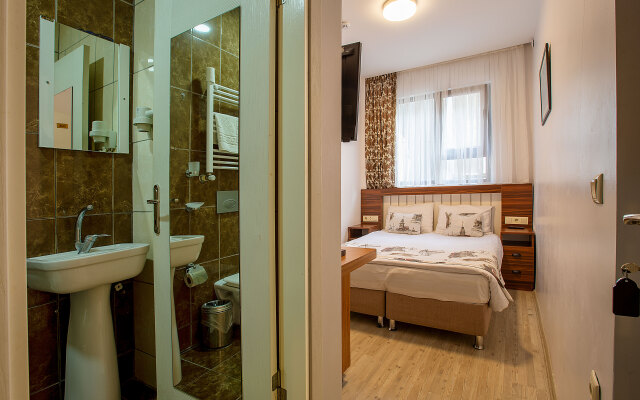 Pera Sultan Suite Hotel