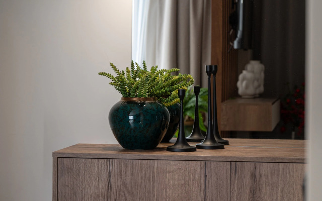 Granat s Basseynom i Mangalnoy Zonoy Villa