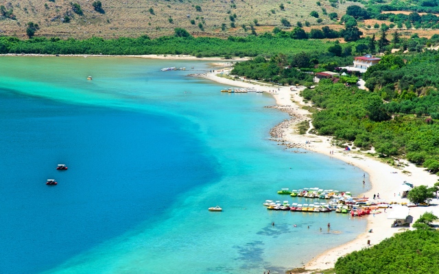 Island Suites Apart Hotel