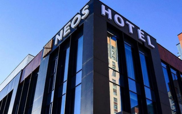 Отель Neos