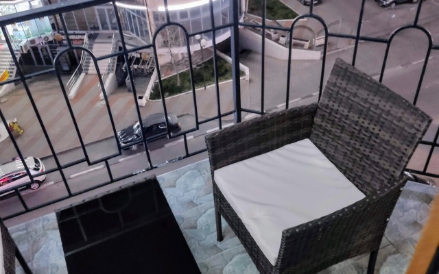 Dvukhkomnatnaya V Elitnom Zhk Flat