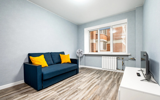 U Metro Tekhnologicheskiy Institut Apartments