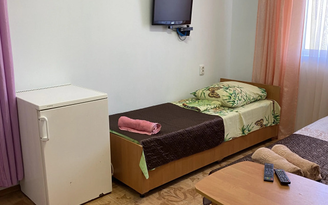 Adile Guest House