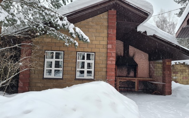 OPTs Yunost Apartments