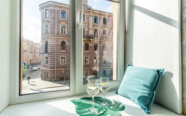 Апартаменты Six