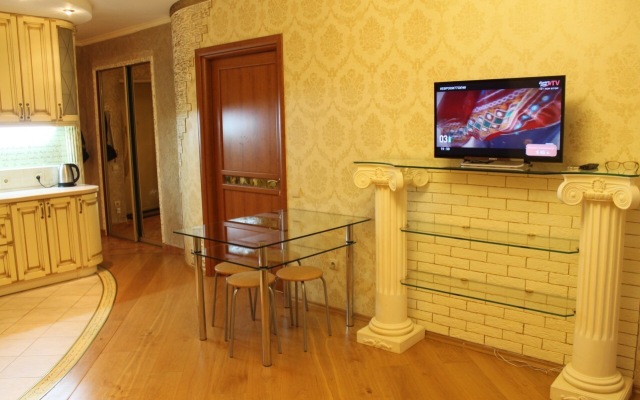 MIRA 11 Apartments