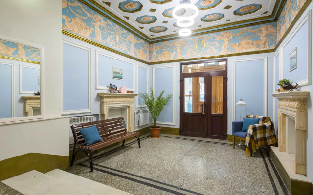Aleksandr Hotel