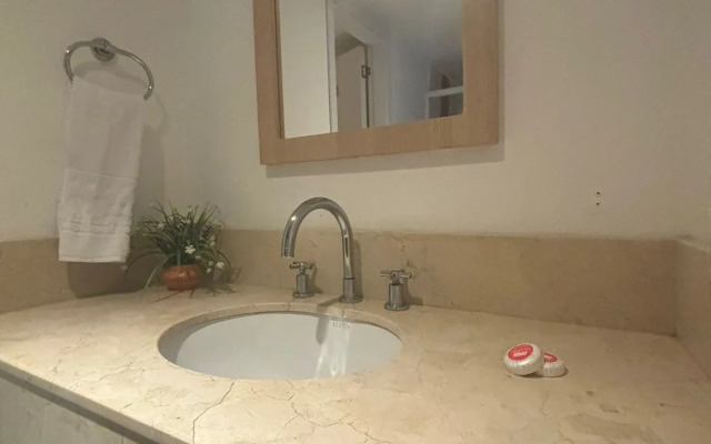 Отель Isla Capri