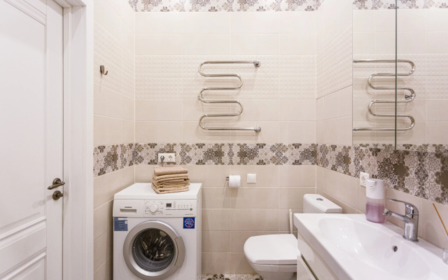 Arenda Kvartiry Pocutochno Flat