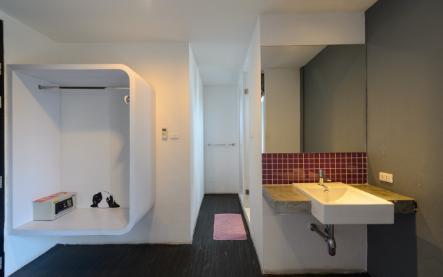 CheQinn Hostel