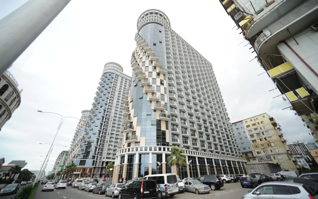 Orbi Sea Tower Apartments