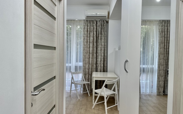 Oplot - Delyuks s terrasoj 3 Apartments