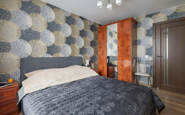 V novom kirpichnom dome Flat