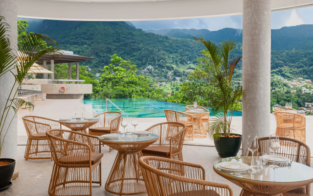 Gardens Hill Resort & Spa Resort