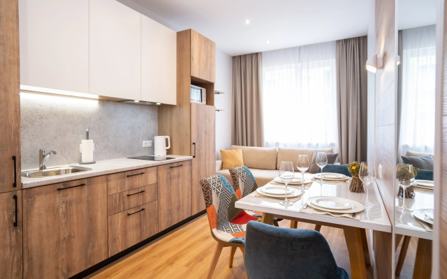 Red Apartments Art Layt Siti (defo) Apartments