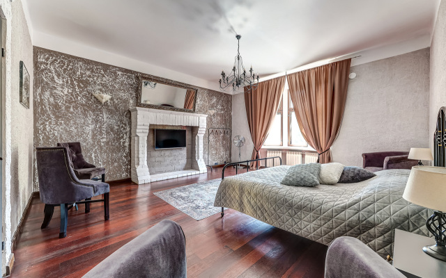 S Vidom Na Tsentralniy Park Apartments