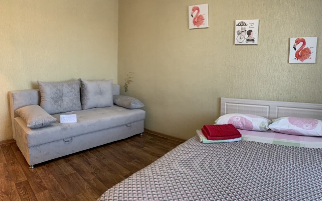 Apartamenty Kvartira V Tsentre Flat