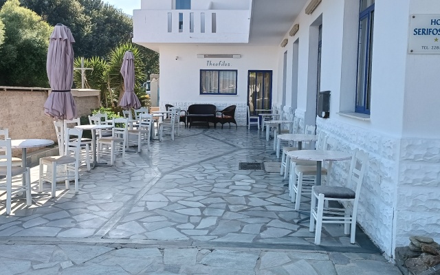 Отель Serifos Beach
