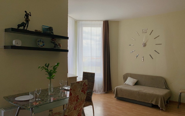 Апартаменты 61 на Феофанова