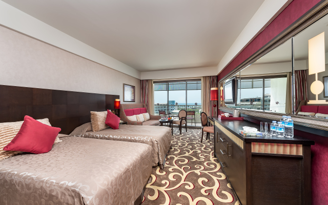 Cornelia Diamond Golf Resort & SPA