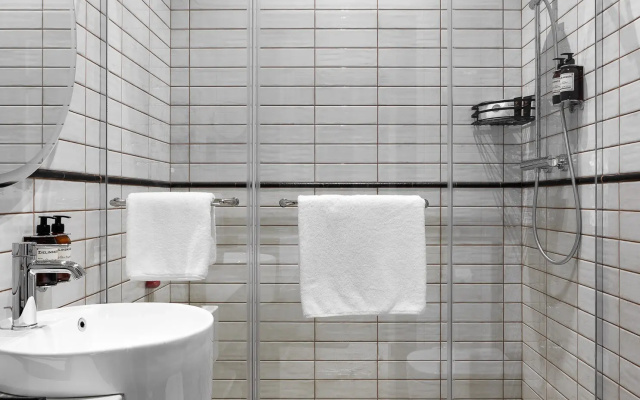 GLINZ  by Ginza Project