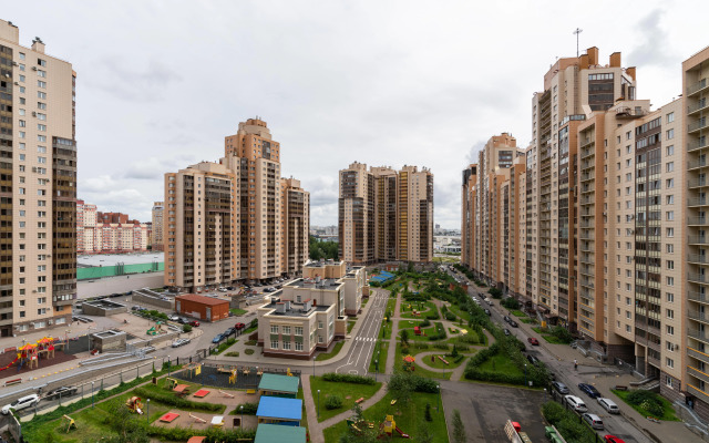 Квартира Трехкомнатная у парка 300-летия с кондиционером