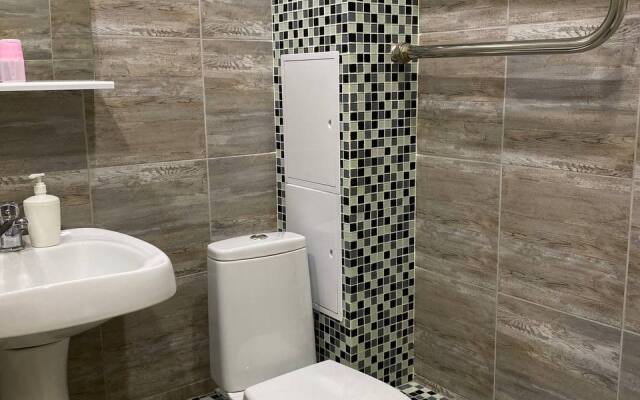 Апартаменты видовые на 14 этаже рядом ТРК Родник