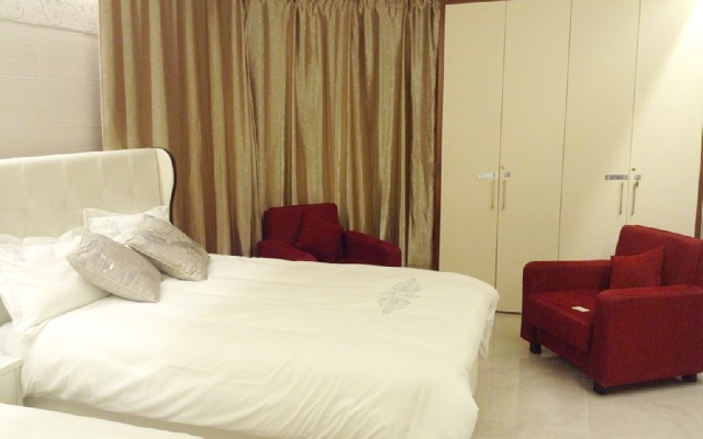 Ramada Apart-Hotel