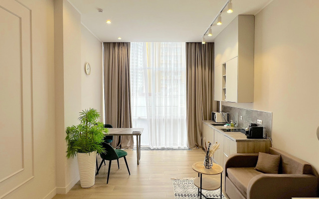 inSochi v samom centre Sochi na Navaginskoj N547 Apartments