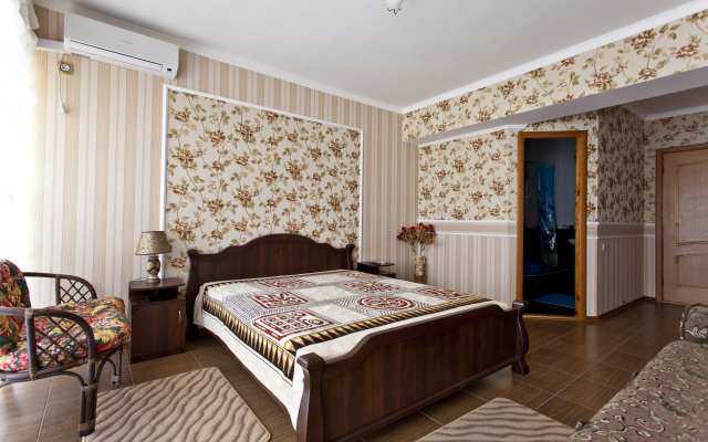 Longvina Guest House