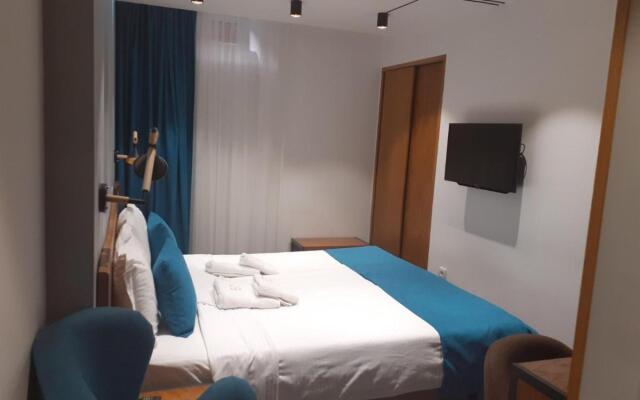 Hotel R&R Inn