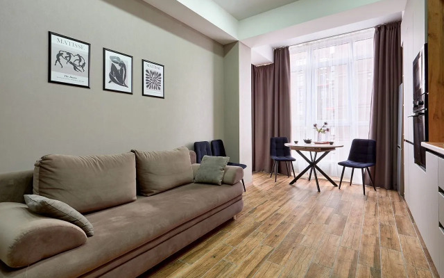 Na Ulitse Dekabristov 36k2 Flat