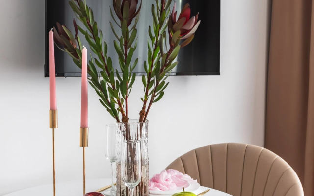 Квартира студия Птицы с роскошной панорамной лоджией