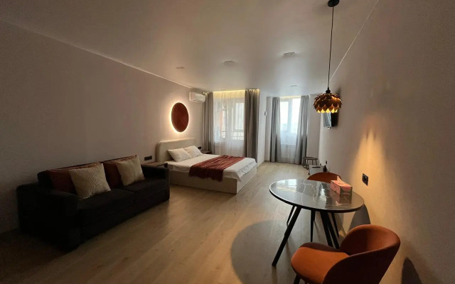 Квартира Дизайнерская Студия Напротив Роял Парка