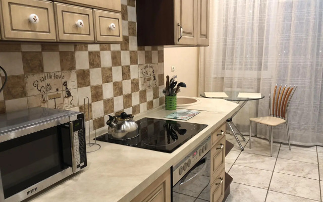 Квартира на  Эпроновской 1