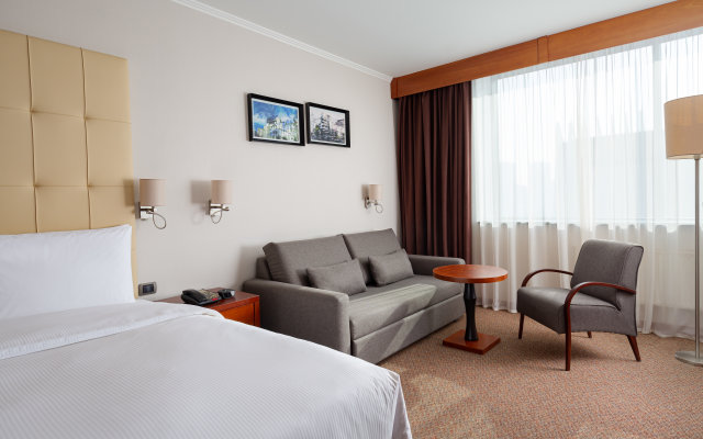 Отель DoubleTree by Hilton Novosibirsk