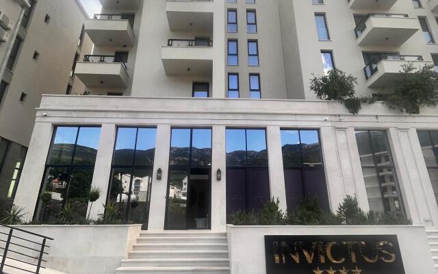 Invictus Hotel