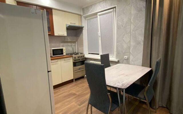 Na Ulitse Botvina 8 (63) Flat