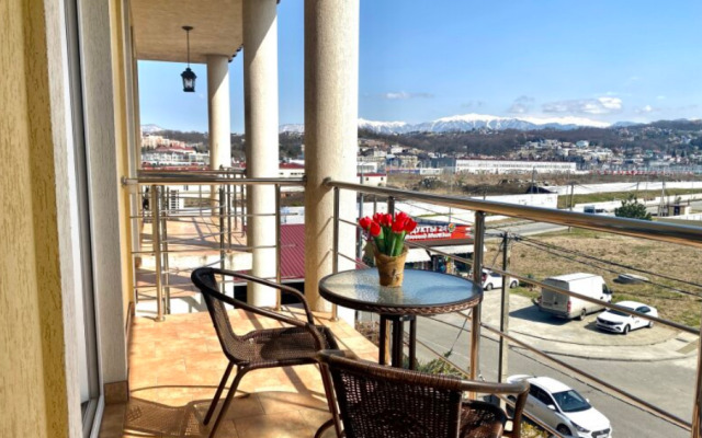 Red Rose Apartments