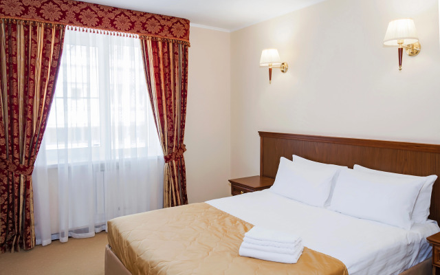 AZIMUT Hotel Tambov 4*