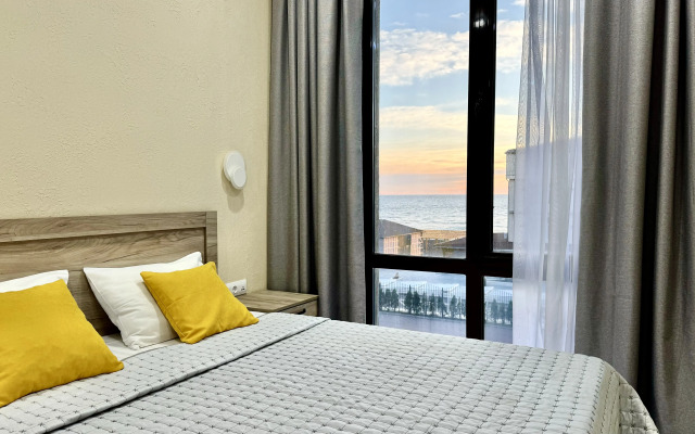 Okolo Morya  Apartments 13